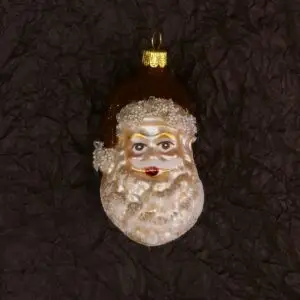 Ozdoba latte forma hlava mikuláše